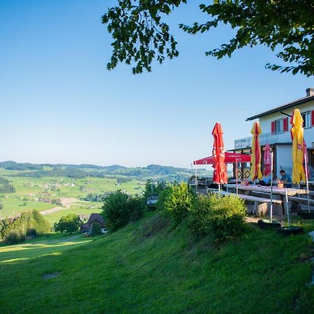 Restaurant Und Kaeserei Berghof Ganterschwil Exterior photo
